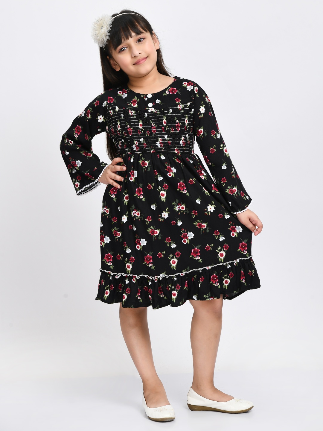 

Bella Moda Girls Black Floral A-Line Cotton Dress