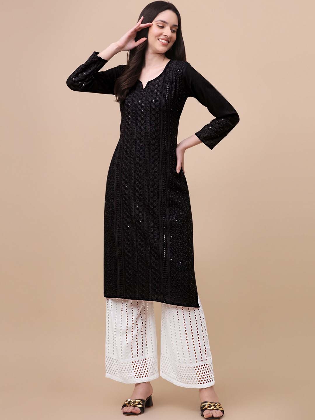 

GUFRINA Women Black & White Floral Embroidered Chikankari Kurta with Palazzos