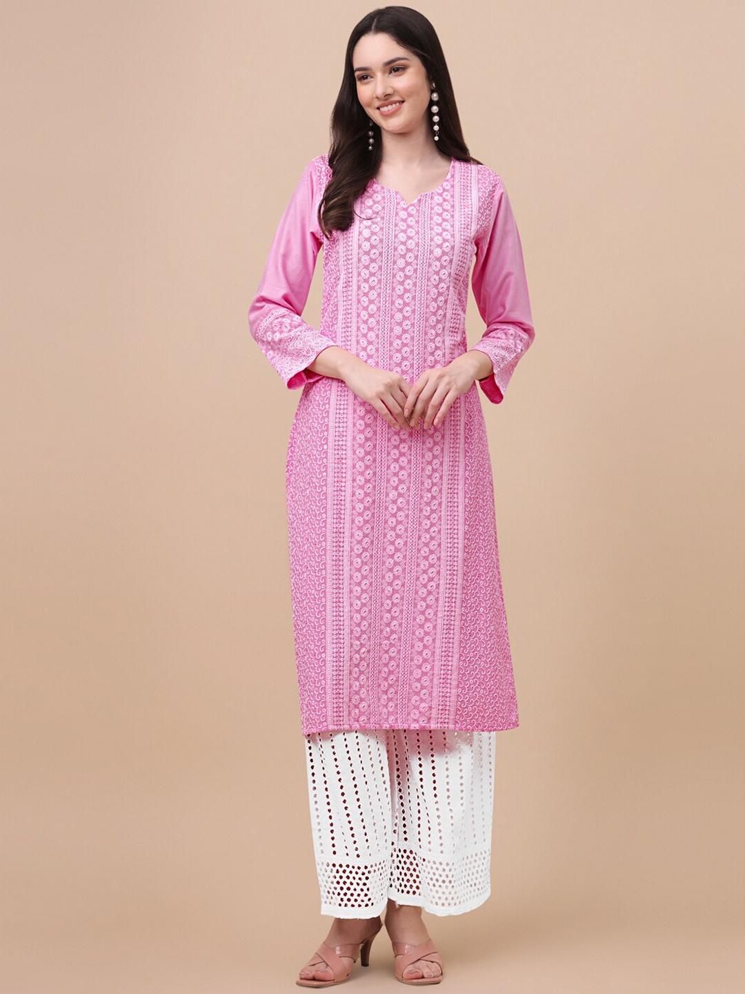 

GUFRINA Women Pink & White Floral Embroidered Chikankari Kurta with Palazzos