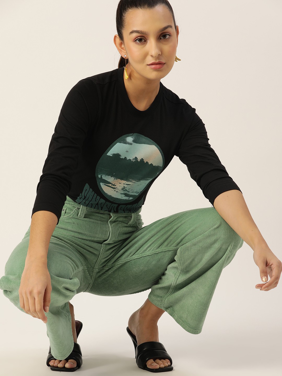

DressBerry Women Black & Green Printed Pure Cotton T-shirt