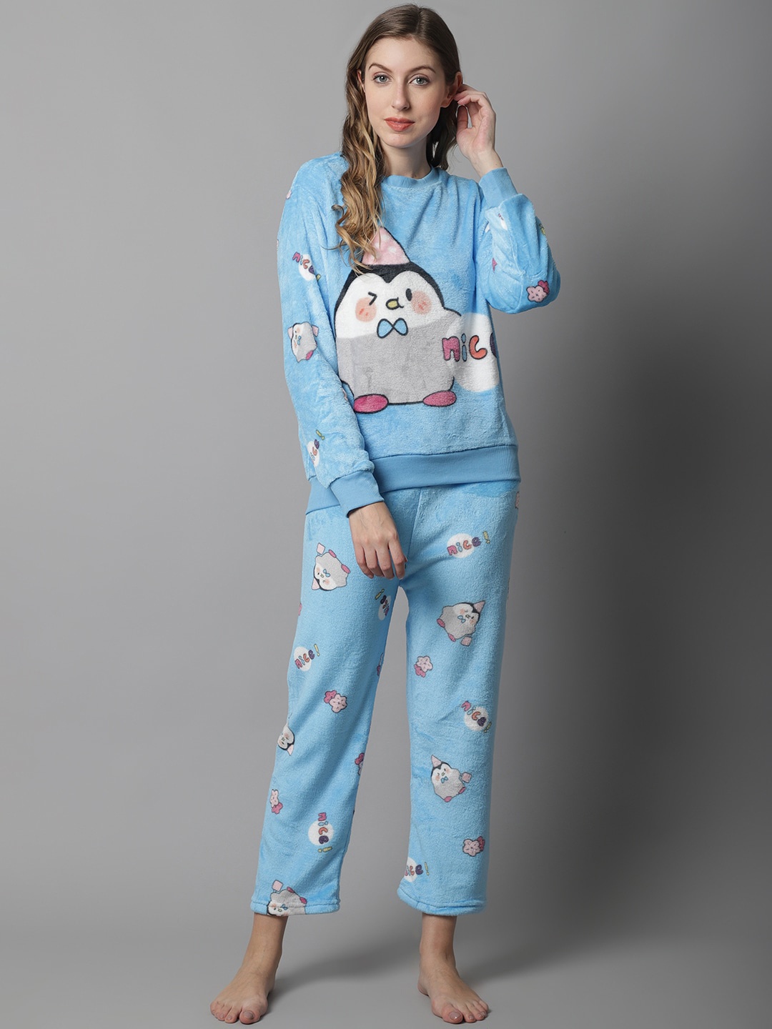 

TAG 7 Women Blue & White Graphic Printed Night suit