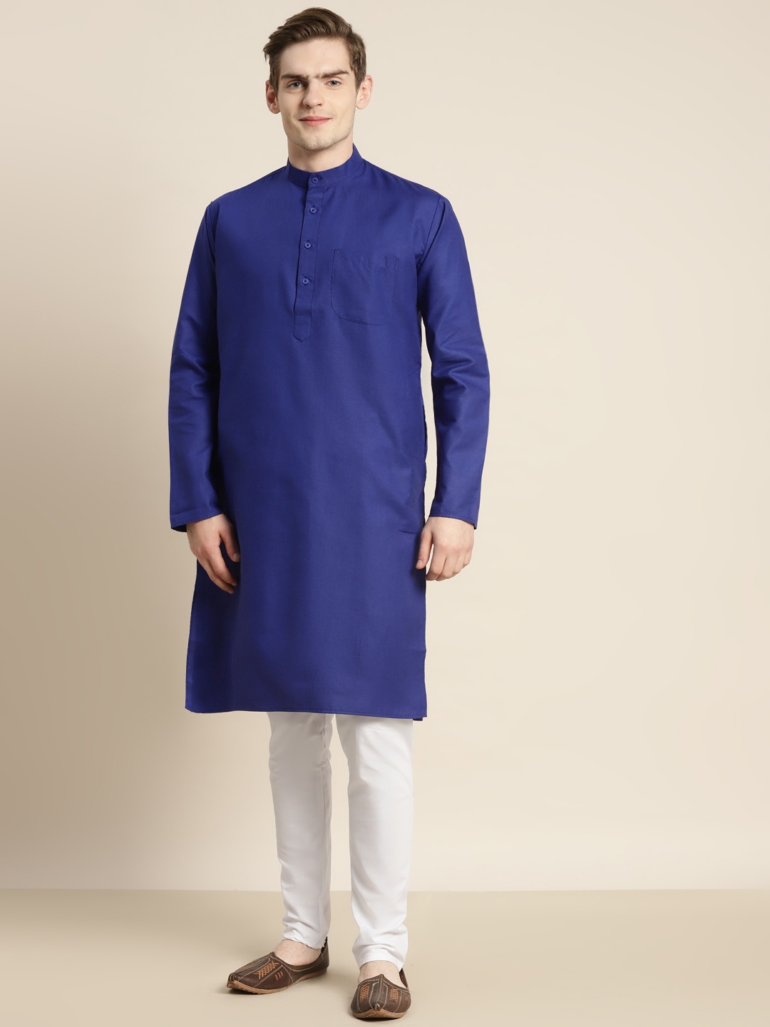 

SOJANYA Men Blue Kurta with Churidar