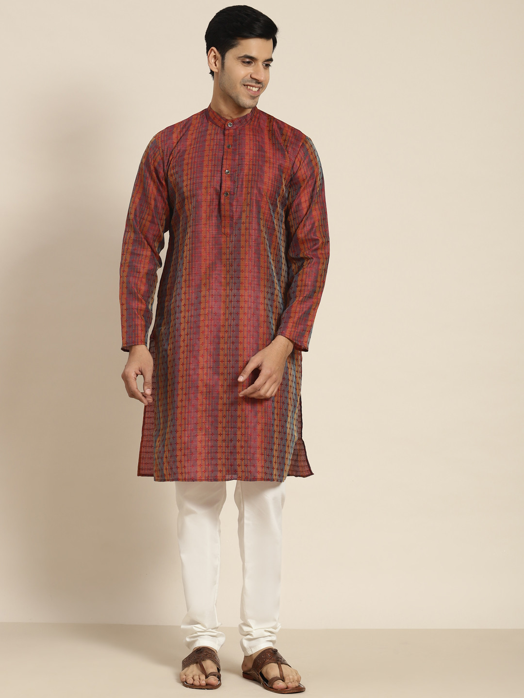 

SOJANYA Men Purple Striped Kurta with Churidar