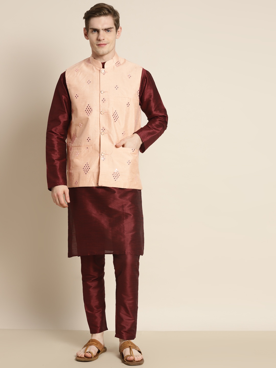 SOJANYA Men Mirror Work Kurta with Churidar, Maroon