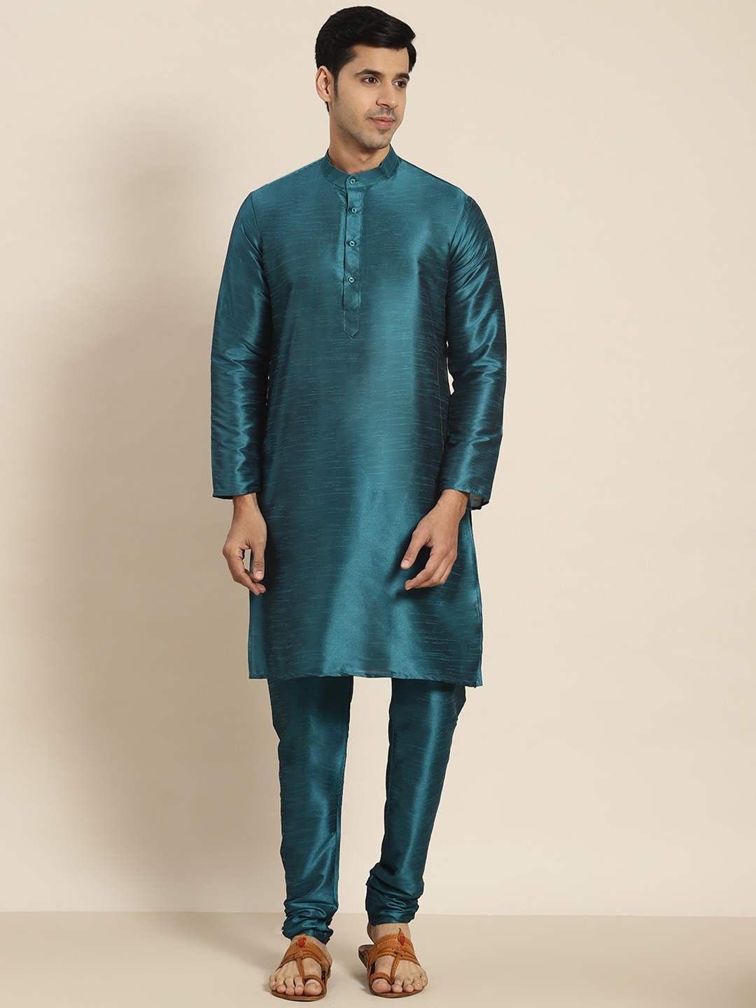 

SOJANYA Men Teal Kurta with Churidar