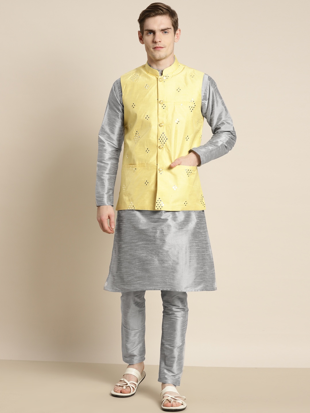 

SOJANYA Men Mirror Work Kurta with Churidar, Grey
