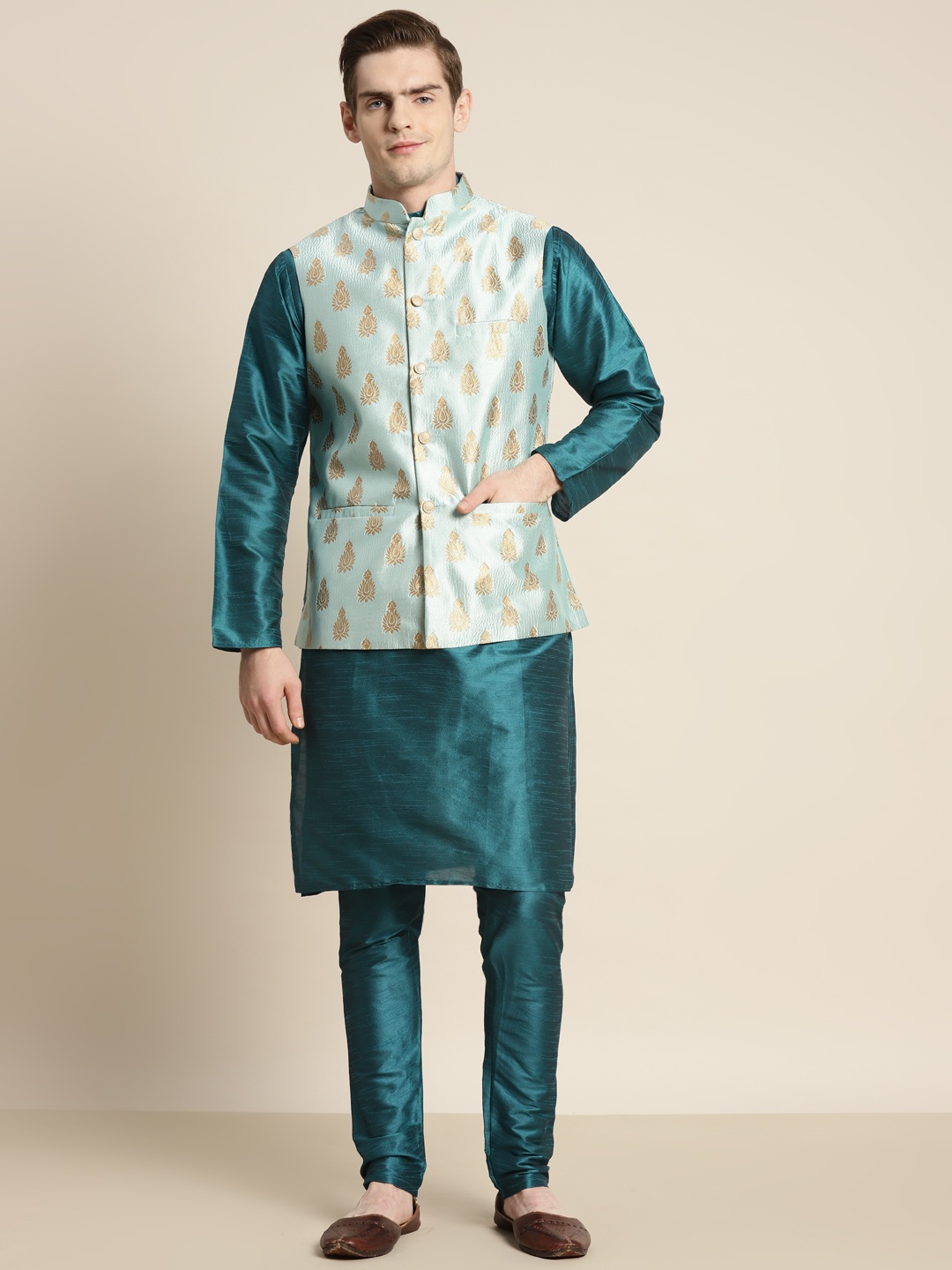 

SOJANYA Men Teal Ethnic Motifs Kurta with Churidar