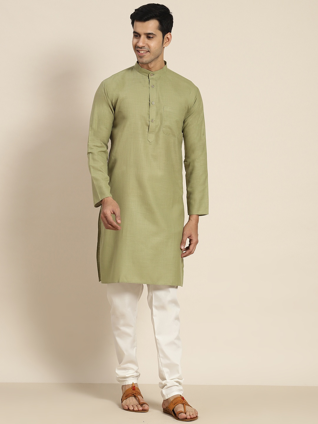 

SOJANYA Men Green Kurta with Churidar