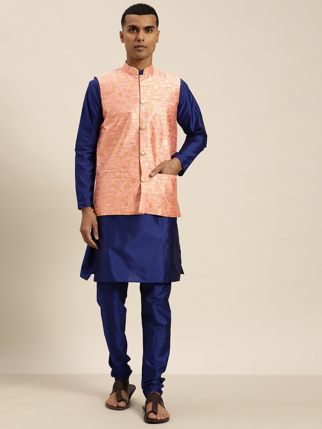 

SOJANYA Men Navy Blue Kurta with Churidar with Nehru Jacket