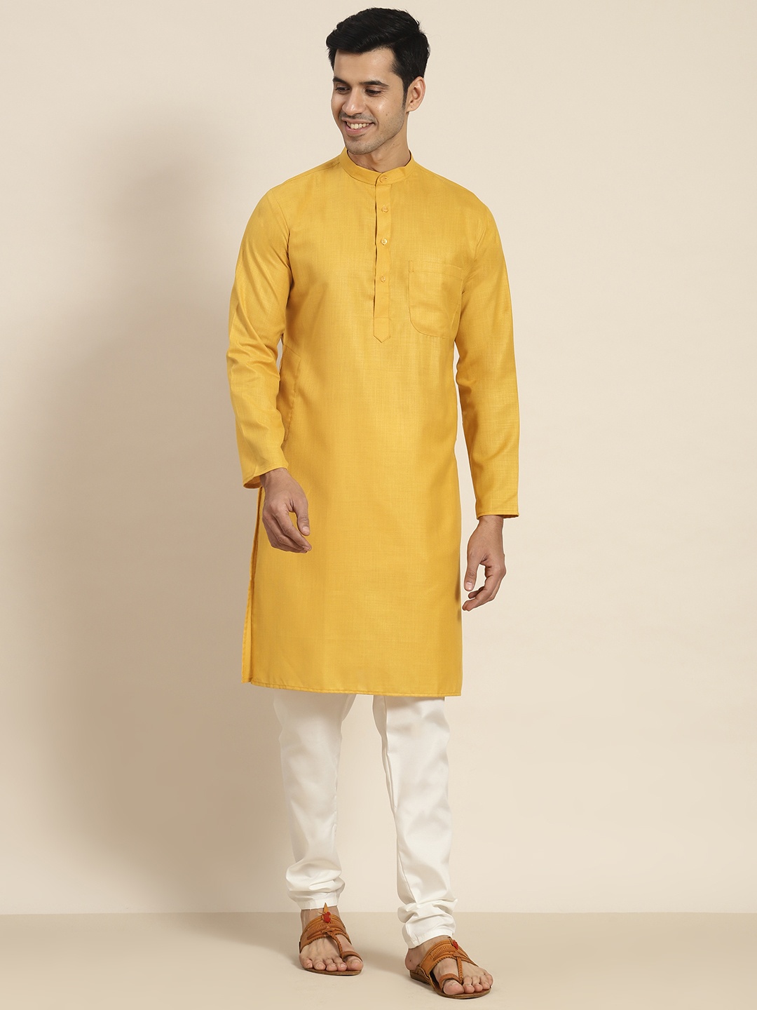 

SOJANYA Men Mustard Yellow Kurta with Churidar