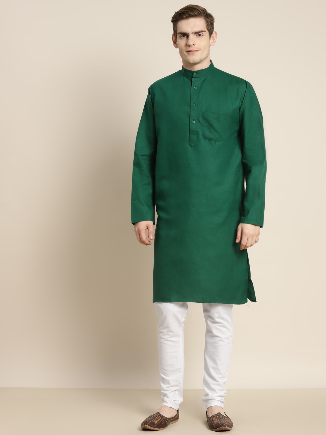 

SOJANYA Men Green Kurta with Churidar