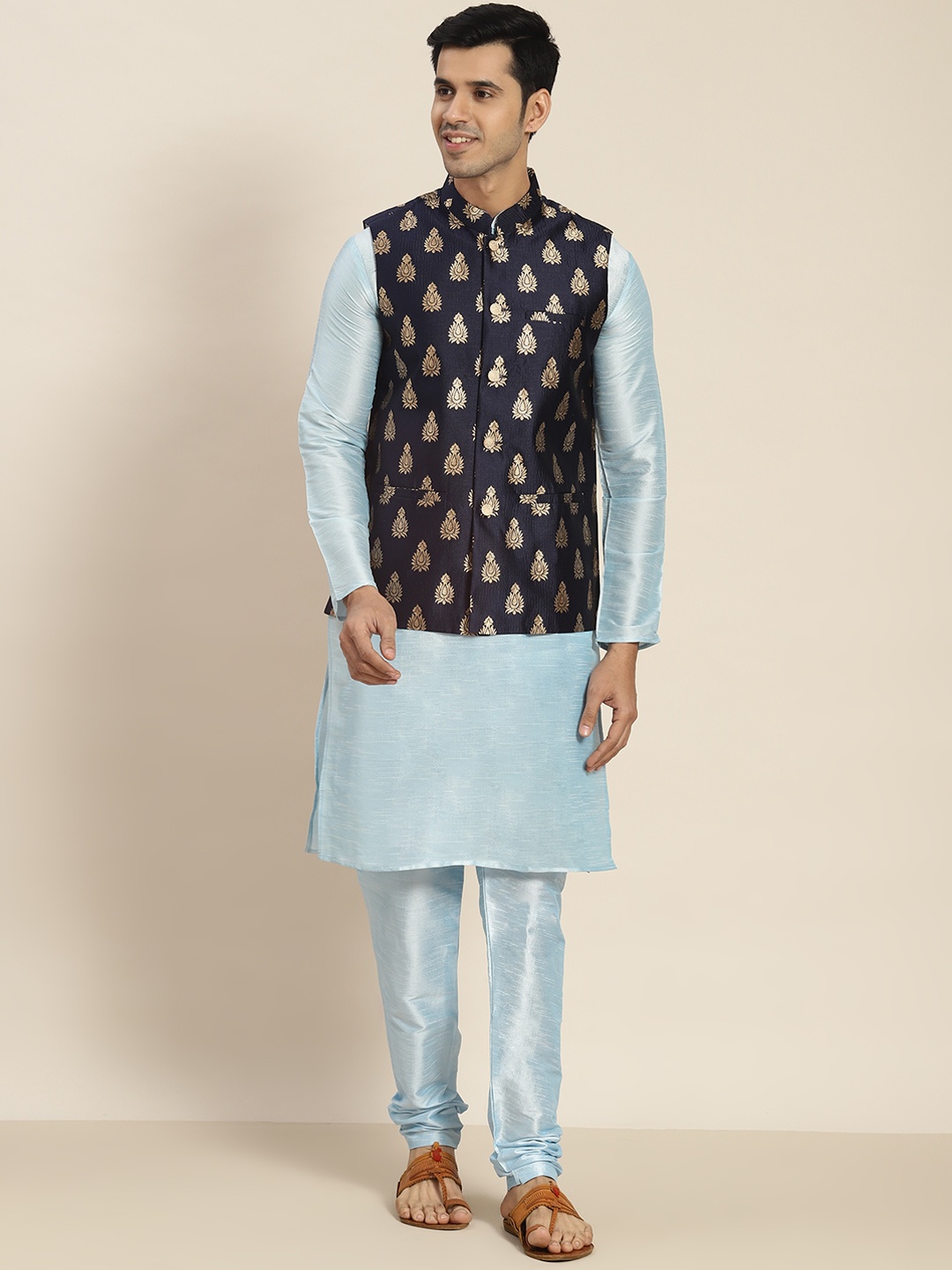 

SOJANYA Men Woven Design Kurta with Churidar with Nehru Jacket, Blue
