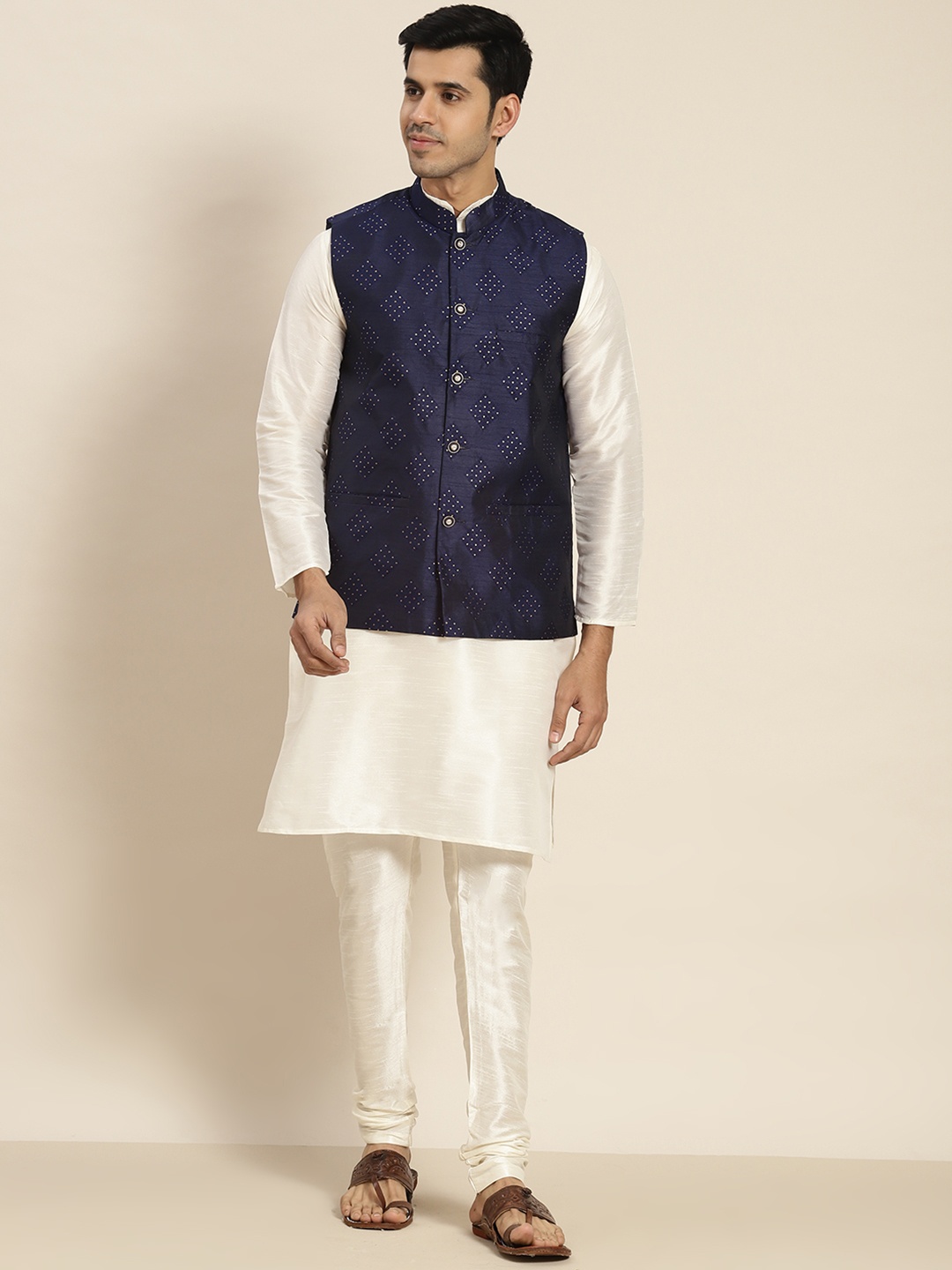 

SOJANYA Men Woven Design Kurta with Churidar with Nehru Jacket, Cream