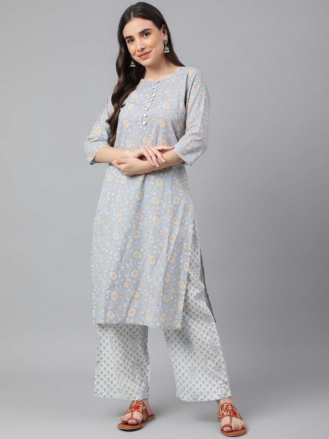 

Idalia Women Blue Floral Printed Cotton Kurta with Palazzos