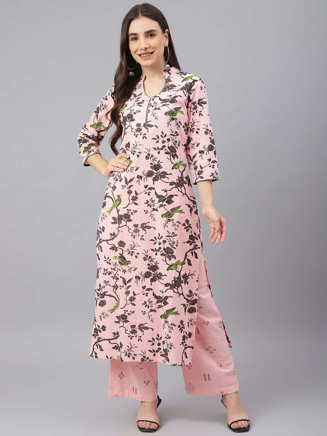 

Idalia Women Pink Floral Printed Kurta with Palazzos