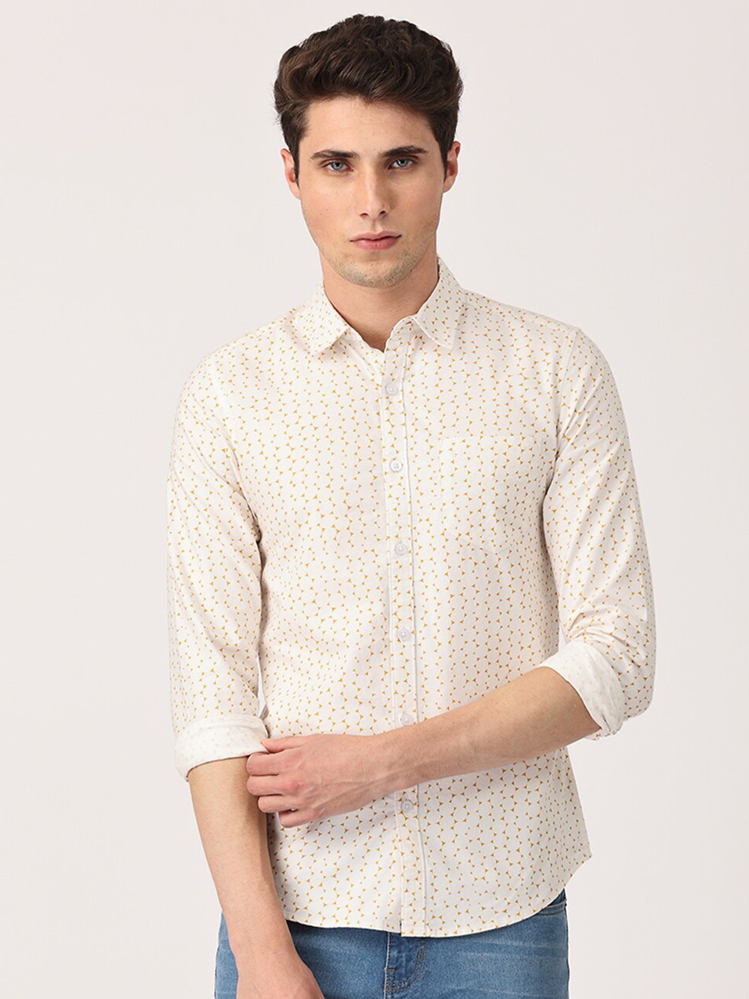 

Crosscreek Men Comfort Slim Fit Printed Pure Cotton Casual Shirt, Off white