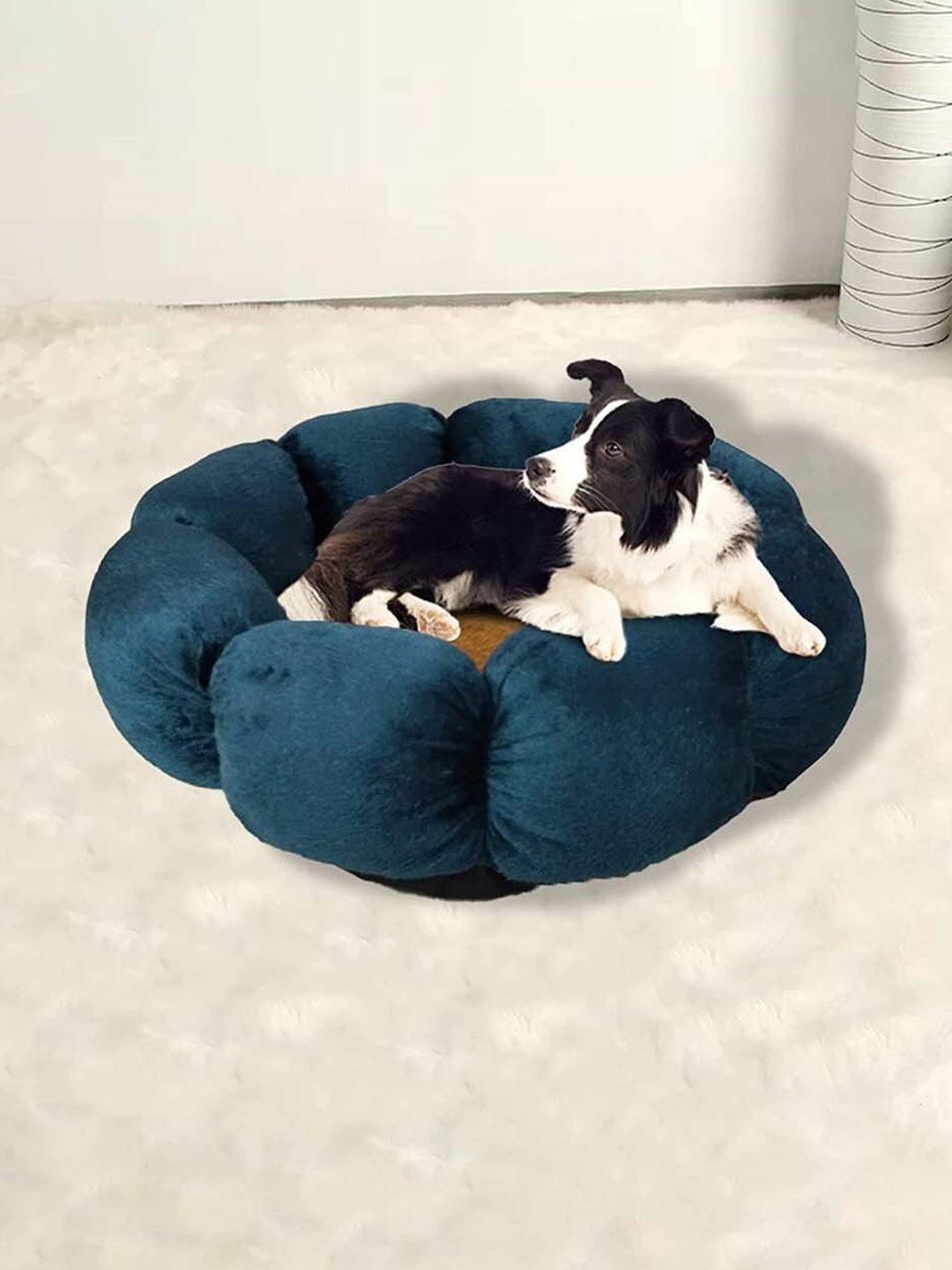 

Lulala Blue & Brown Solid Round Pet Bed