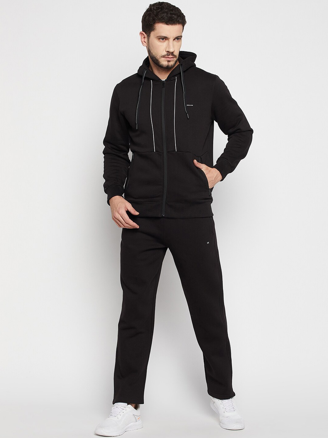 

Okane Men Black Solid Hooded Tracksuits