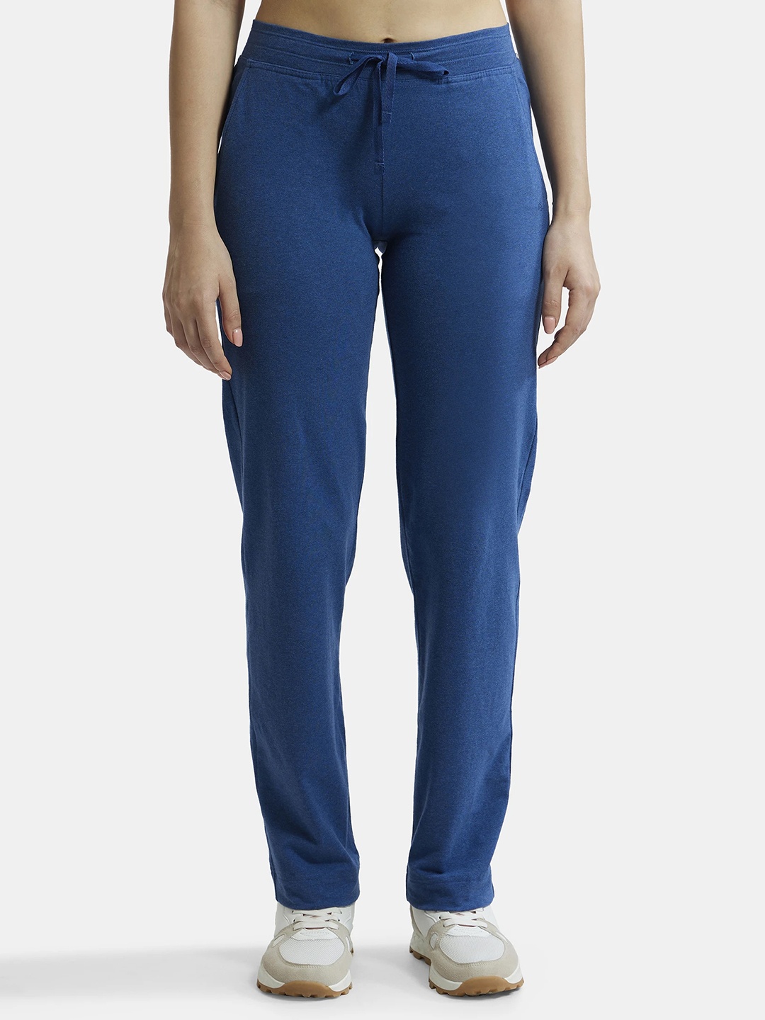

Jockey Women Blue Solid Super Combed Cotton Lounge Pants