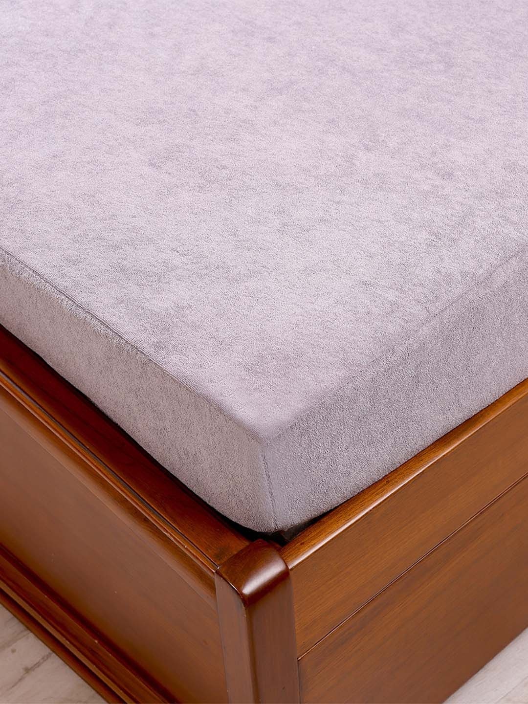 

TIDY SLEEP Grey Solid Waterproof Mattress Protector