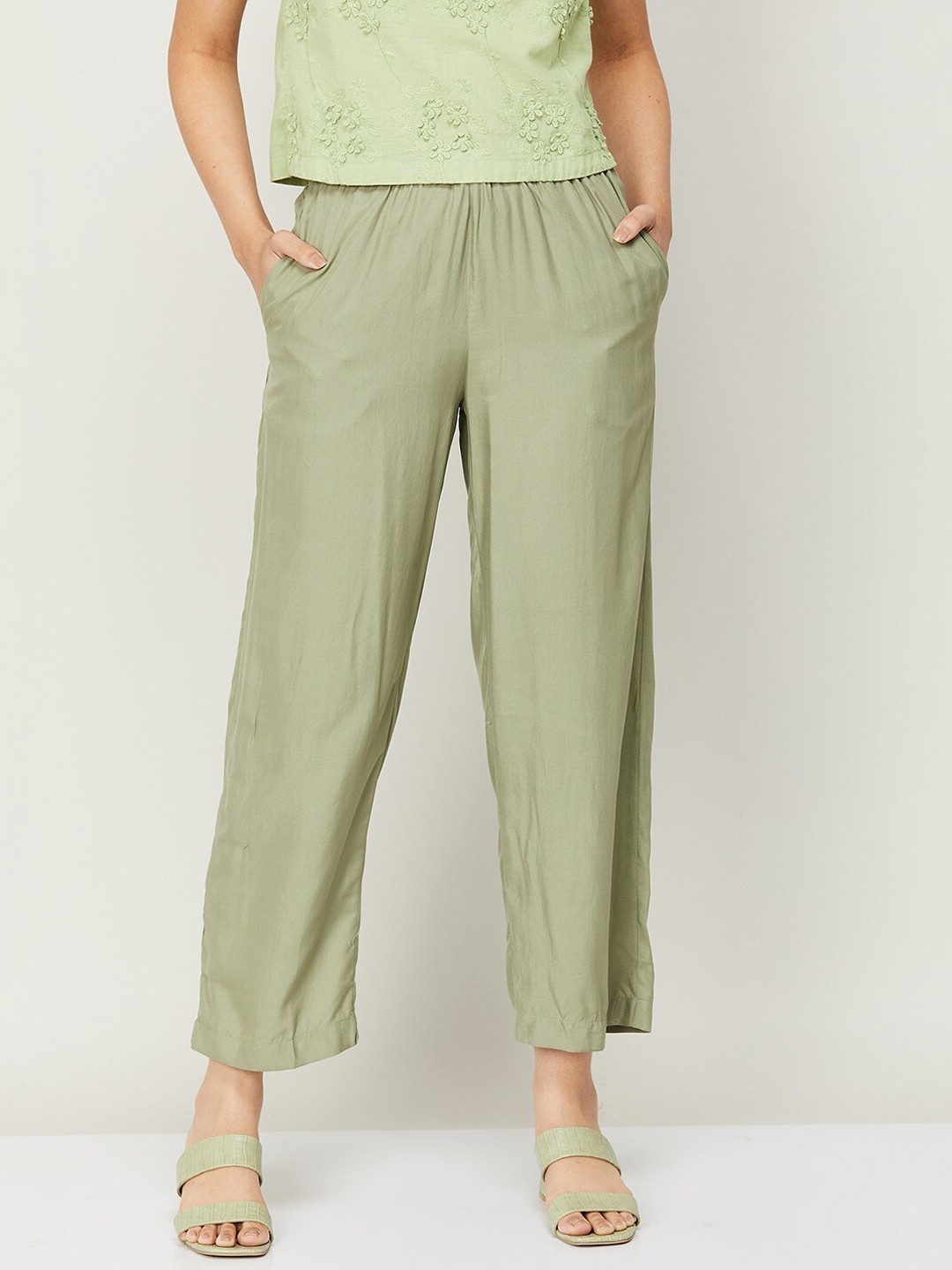 

Melange by Lifestyle Women Cropped Trousers, Sea green