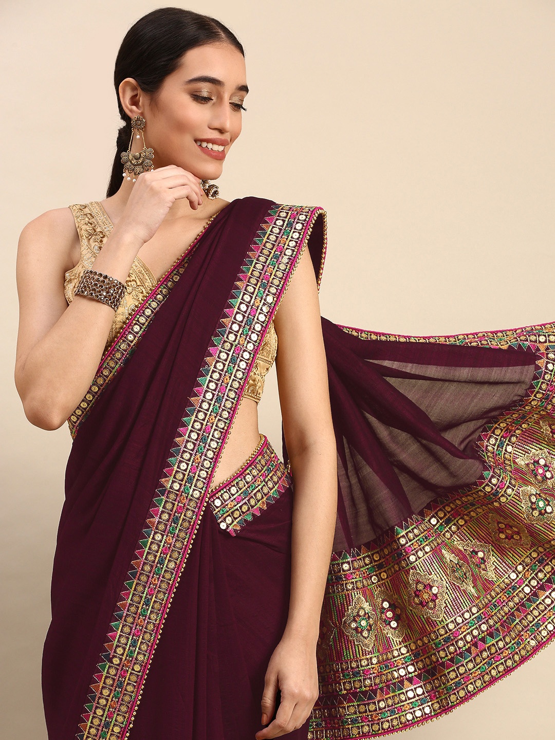 

MOHEY Solid Art Silk Saree, Burgundy