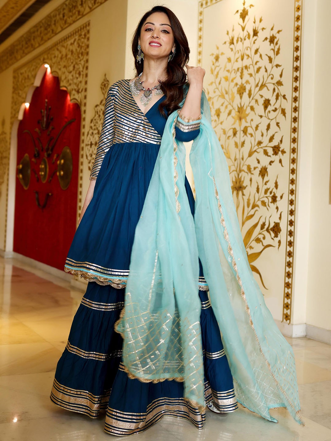 

AACHHO Royale Blue Gotapatti Pure Cotton Suit Set, Navy blue