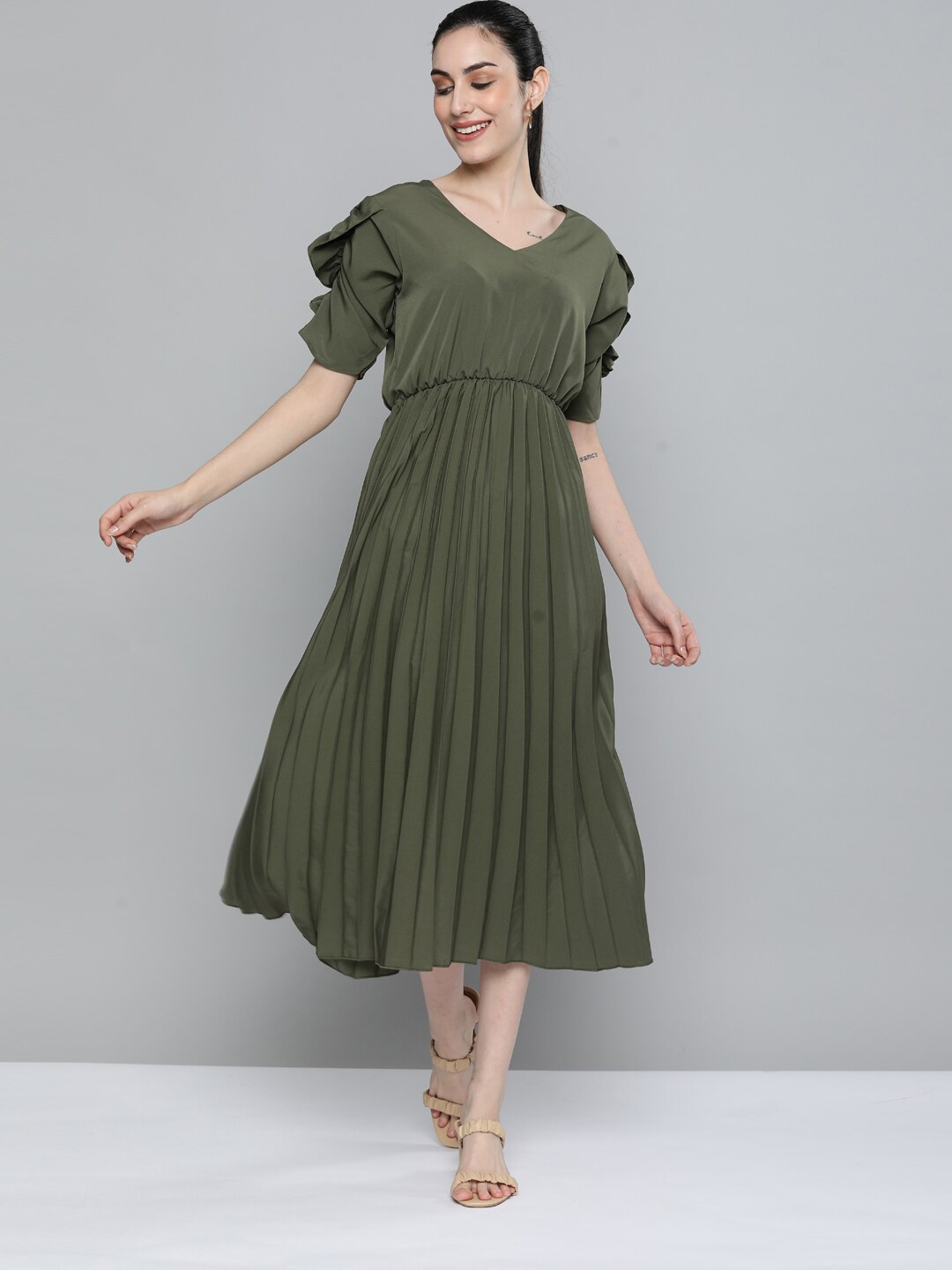 

Kvsfab Women Olive Green Crepe A-Line Midi Dress