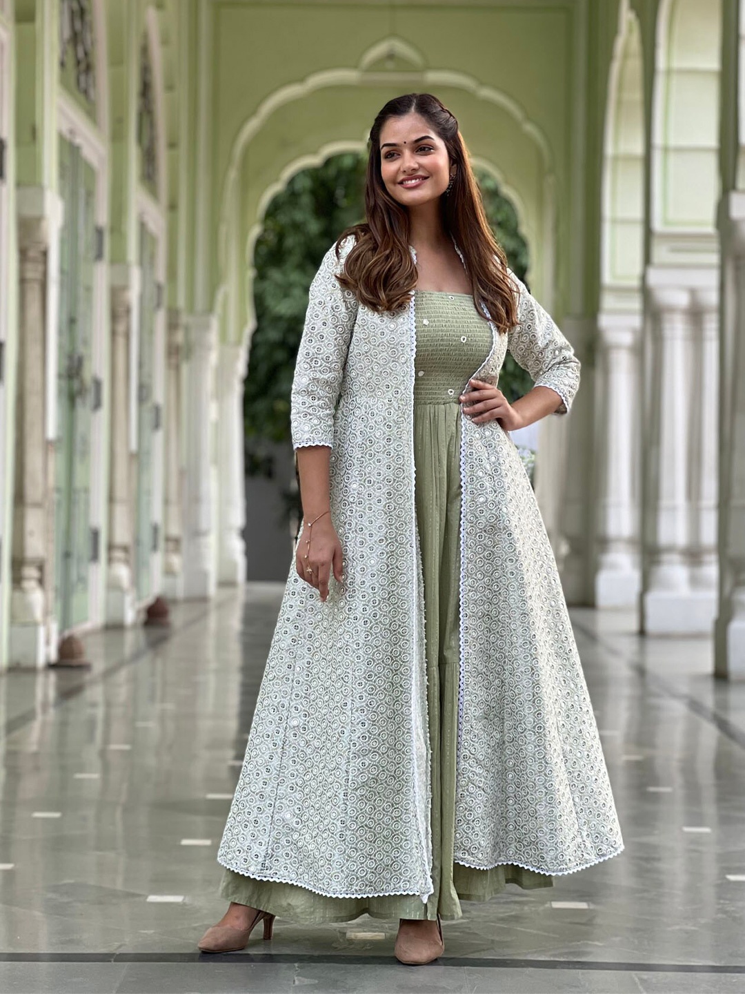 

FASHION DWAR Women Green A-Line Maxi Dress With Shrug