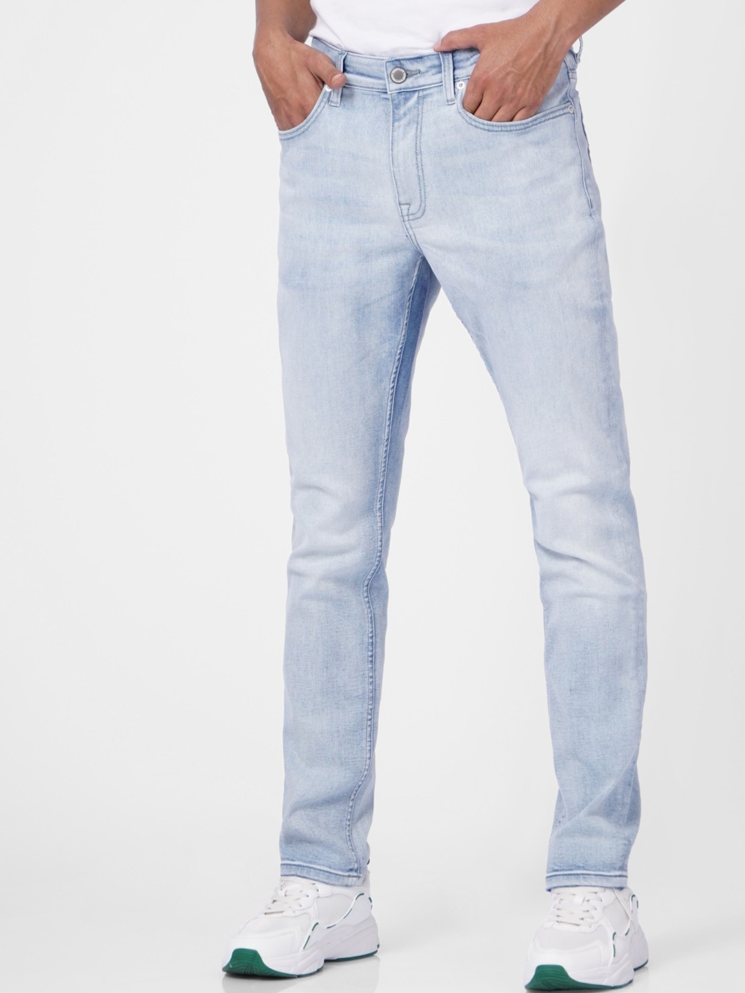 

Jack & Jones Men Blue Slim Fit Low Distress Heavy Fade Stretchable Jeans