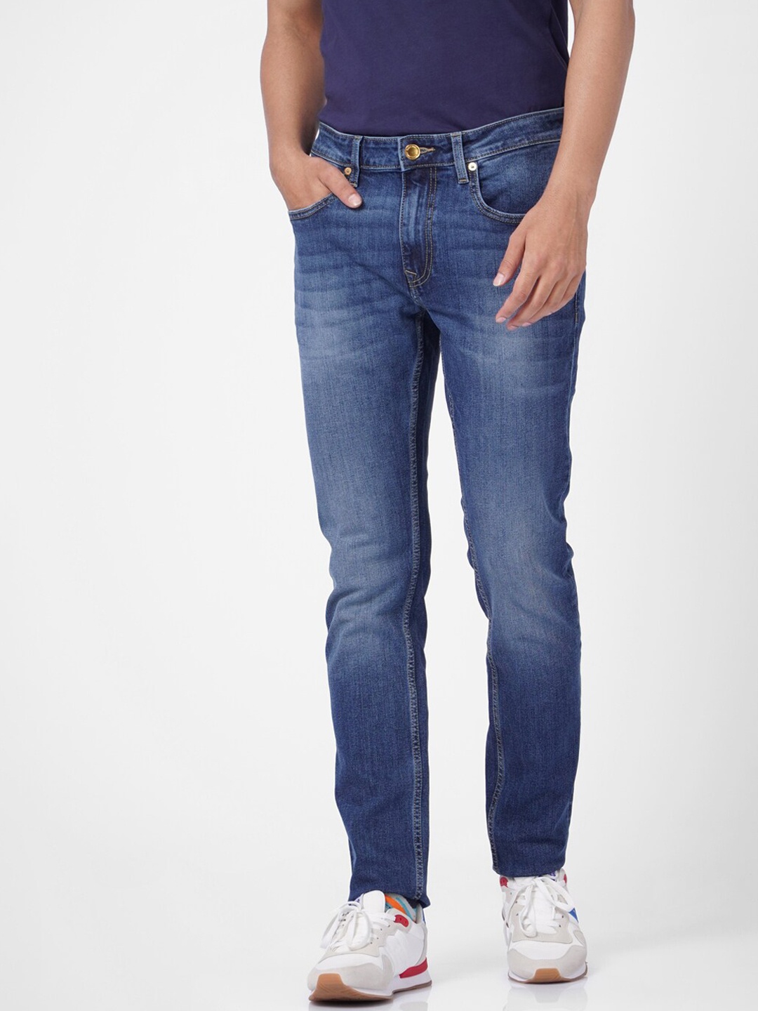 

Jack & Jones Men Blue Slim Fit Light Fade Jeans