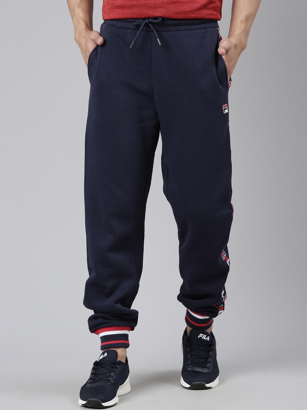 

FILA Men Blue Solid Cotton Joggers, Navy blue