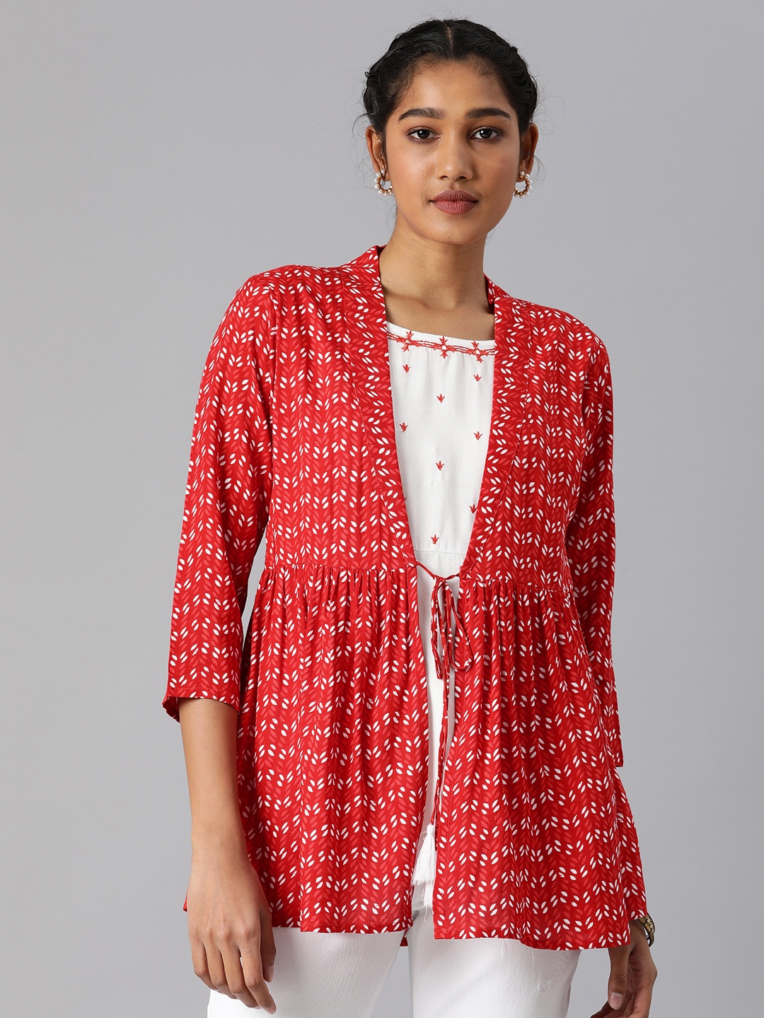 

MALHAAR Red & White Geometric Print Kurti with Attached Jacket