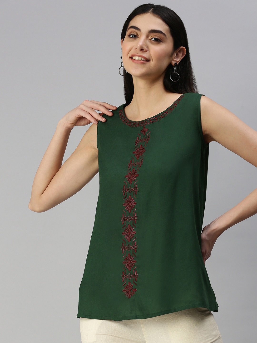 

MALHAAR Green & Red Ethnic Motifs Embroidered A-Line Kurti