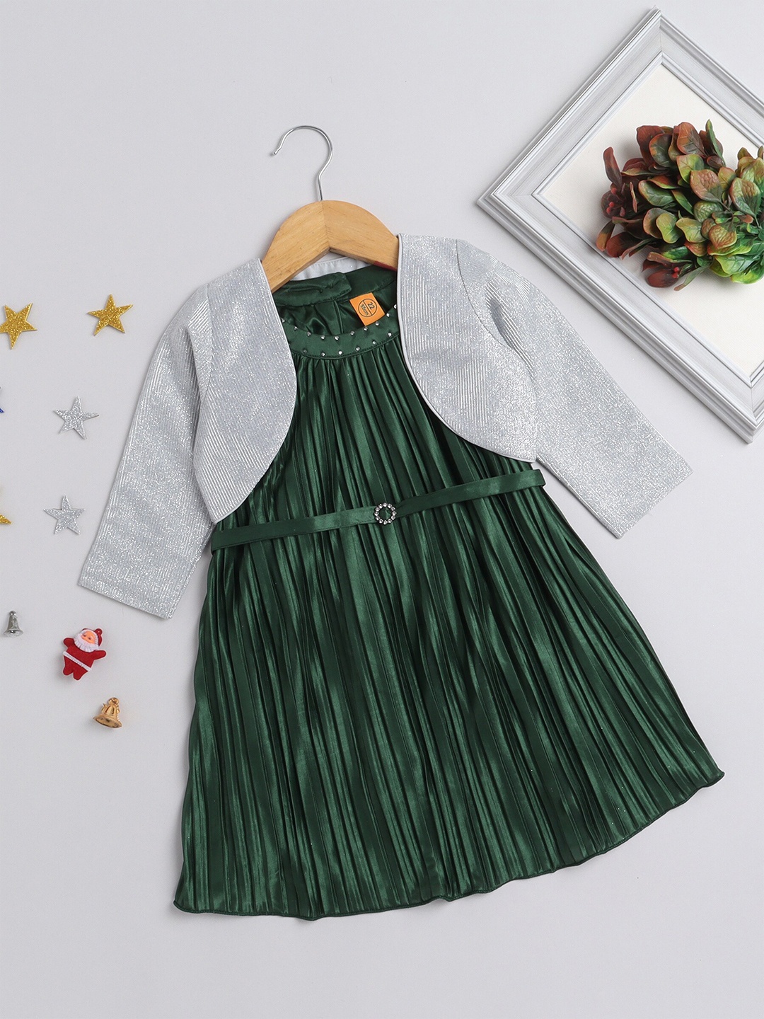 

The Magic Wand Girls Green Halter Neck A-Line Dress