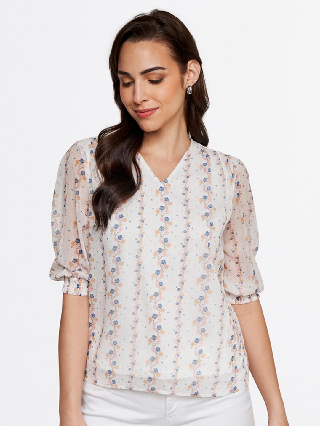 

AND White & Peach-Coloured Floral Print Top