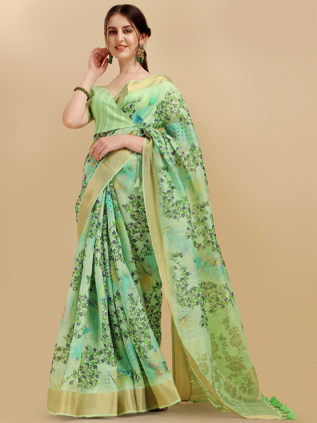 

DUNGRANI Women Green & Grey Floral Zari Silk Cotton Saree