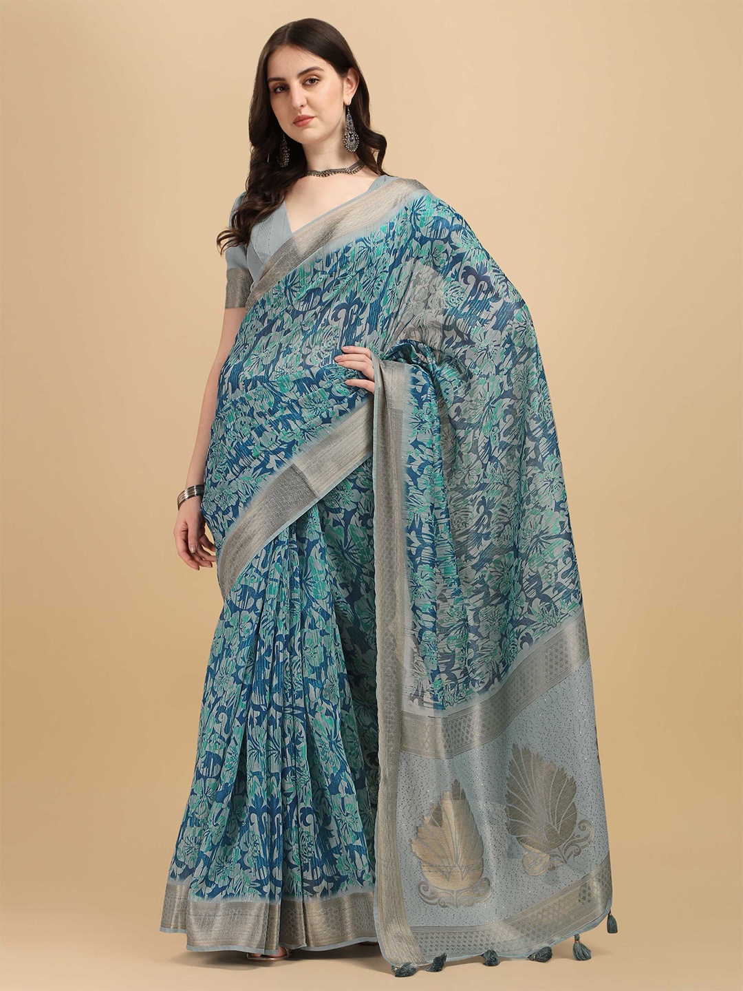 

DUNGRANI Women Grey & Blue Floral Zari Silk Cotton Saree