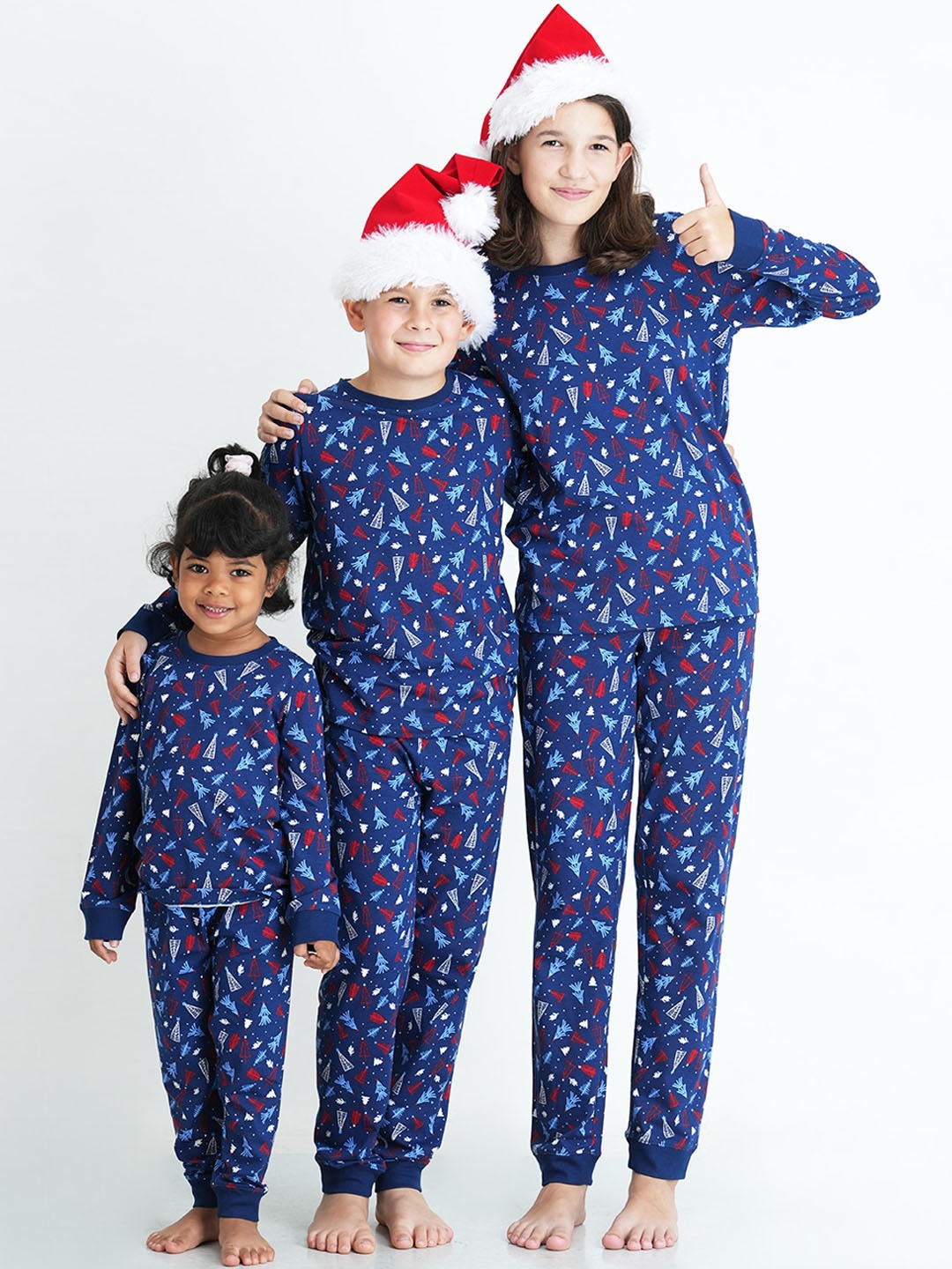 

mackly Boys Navy Blue & White Printed Night suit