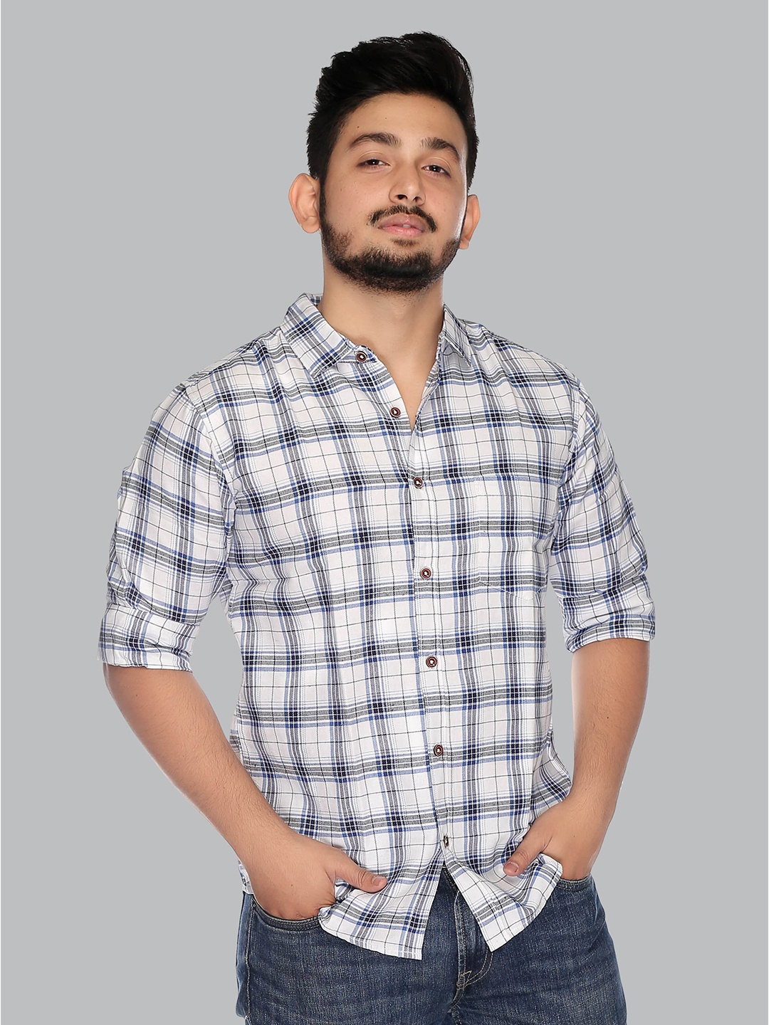 

MABYN Men White Straight Tartan Checks Casual Cotton Shirt
