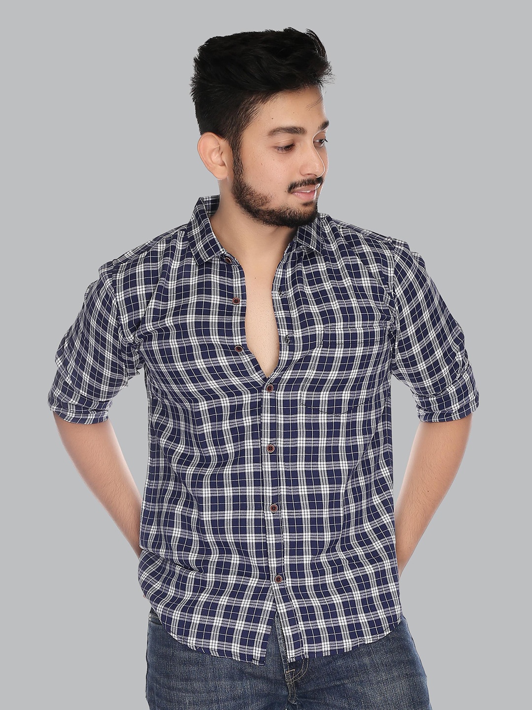 

MABYN Men Straight Checked Casual Cotton Shirt, Navy blue