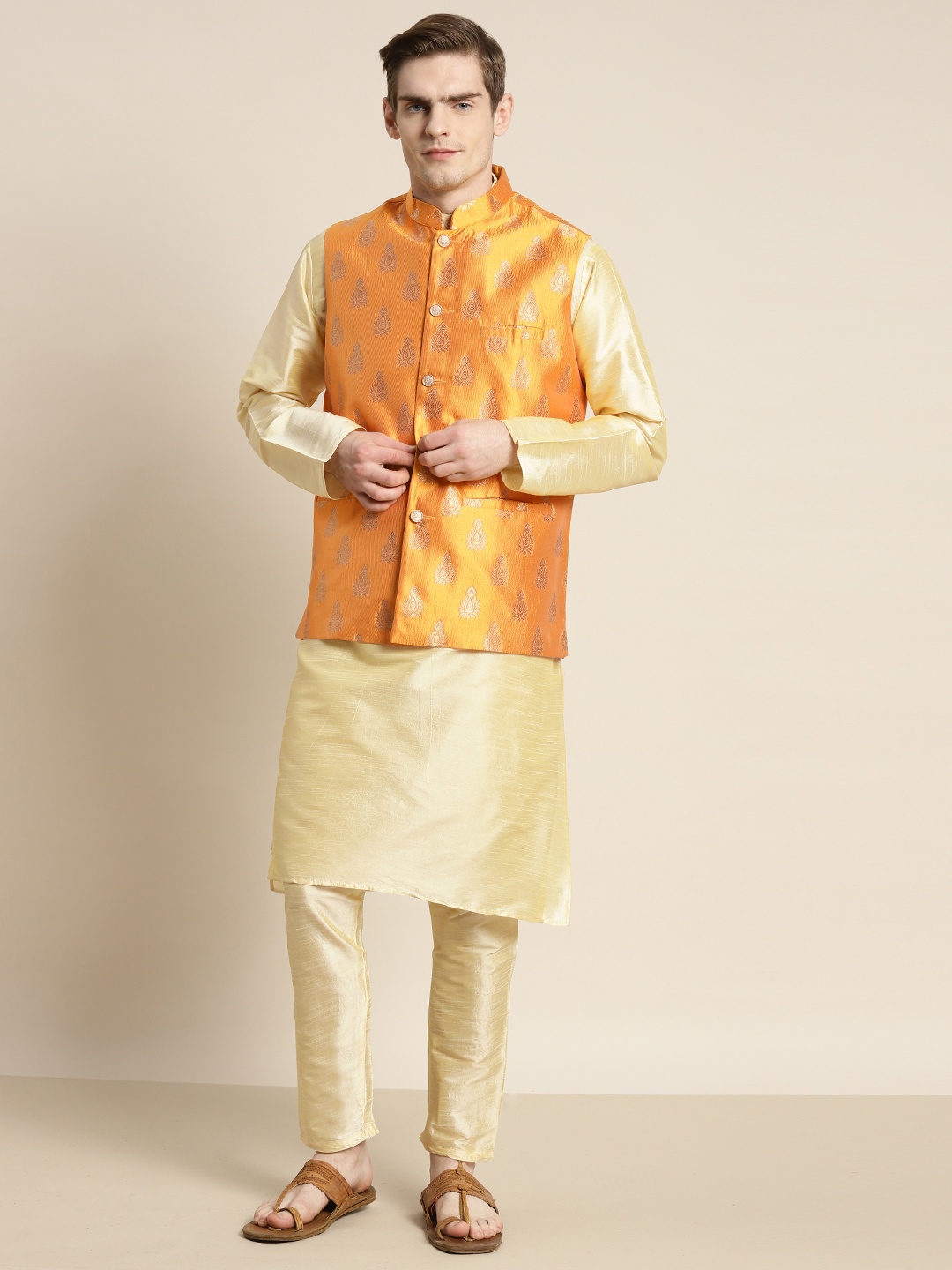 

SOJANYA Men Kurta with Churidar & Woven Design Nehru Jacket, Gold