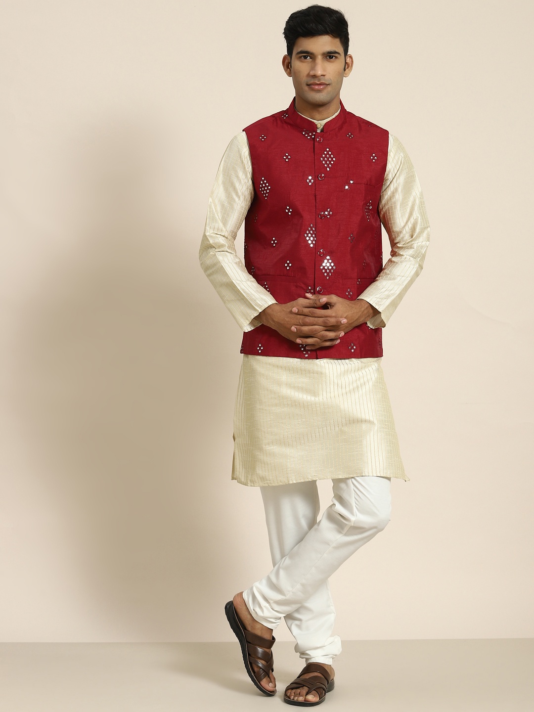 

SOJANYA Men Woven Design Kurta with Churidar with Nehru Jacket, Cream