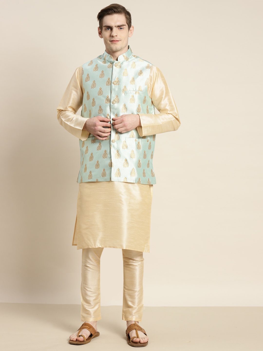 

SOJANYA Men Solid Kurta with Churidar & Woven Design Nehru Jacket, Gold