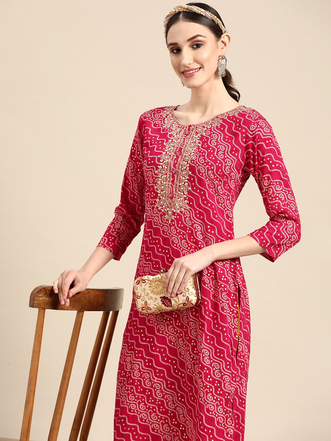 

Sangria Women Pink Bandhani Embroidered Thread Work Kurta