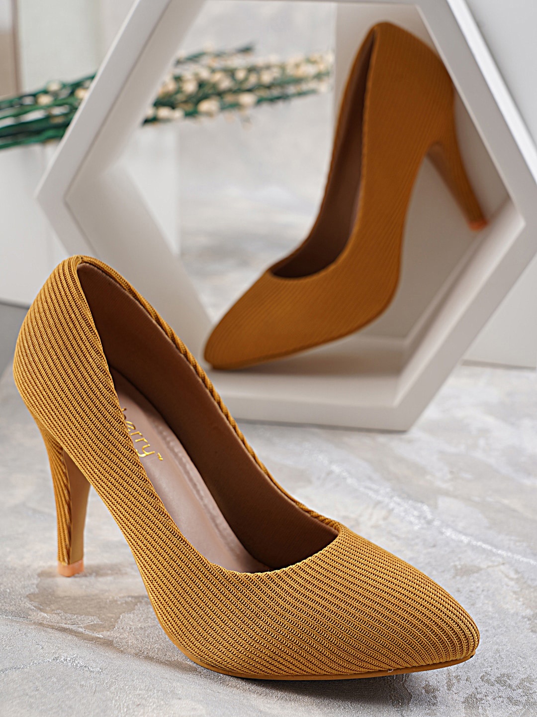 

DressBerry Women Yellow Textured Pumps