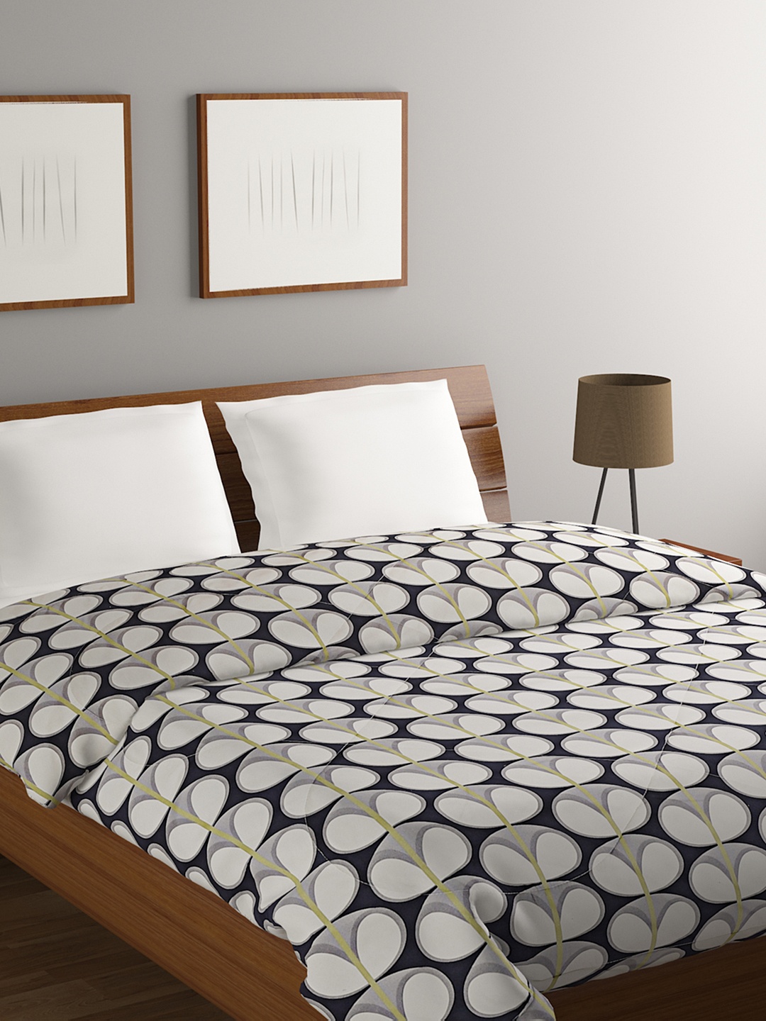 

Rubix Home Black & White Geometric Microfiber AC Room 110 GSM Double Bed Quilt