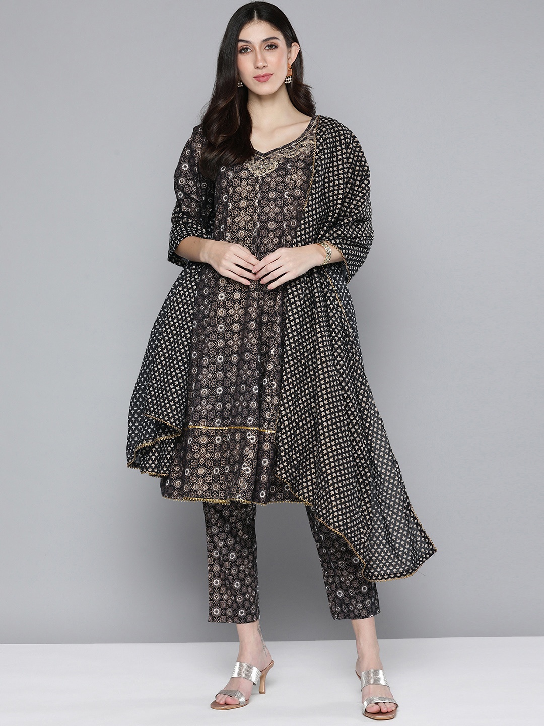 

HERE&NOW Women Ethnic Motifs Embroidered Pure Cotton Kurta with Trousers & Dupatta, Black