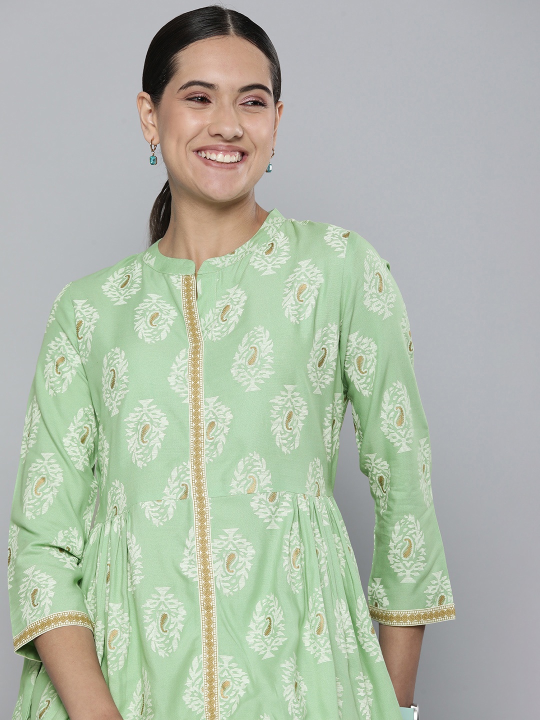 

HERE&NOW Green Ethnic Motifs Printed Kurti