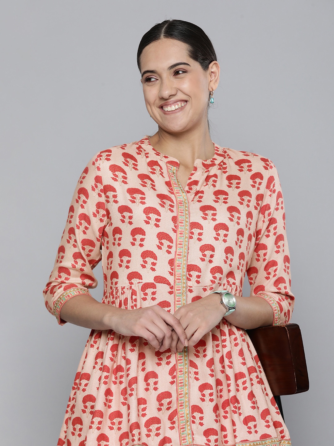 

HERE&NOW Peach-Coloured Floral Printed Kurti